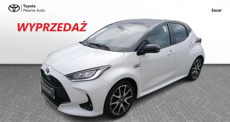 samochody osobowe Toyota Yaris cena 77900 przebieg: 99500, rok produkcji 2021 z Łuków